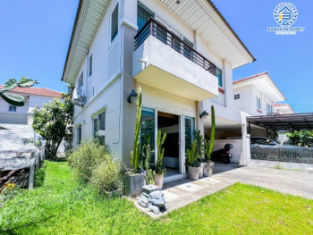 *****บ้านแฝดมือสอง นนทบุรี ม.ศุภาลัยวิลล์ ราชพฤกษ์-บางบัวทอง เนื้อที่กว้างขวางเกือบ 40 ตร.ว. ฟังก์ชัน 3 ห้องนอน 2 ห้องน้ำ ที่จอดรถ 2 คัน บ้านสภาพสวย พร้อมของแถมแบบจัดเต็ม พร้อมเข้าอยู่ได้เลย! โครงการตั้งบนทำเลเดินทางสะดวก ใช้เวลาเพียง 15 นาทีถึงรถไฟฟ้าสายสีม่วง "สถานีบางพลู" และจุดขึ้นทางด่วน "กาญจนาภิเษก" จองเลย!